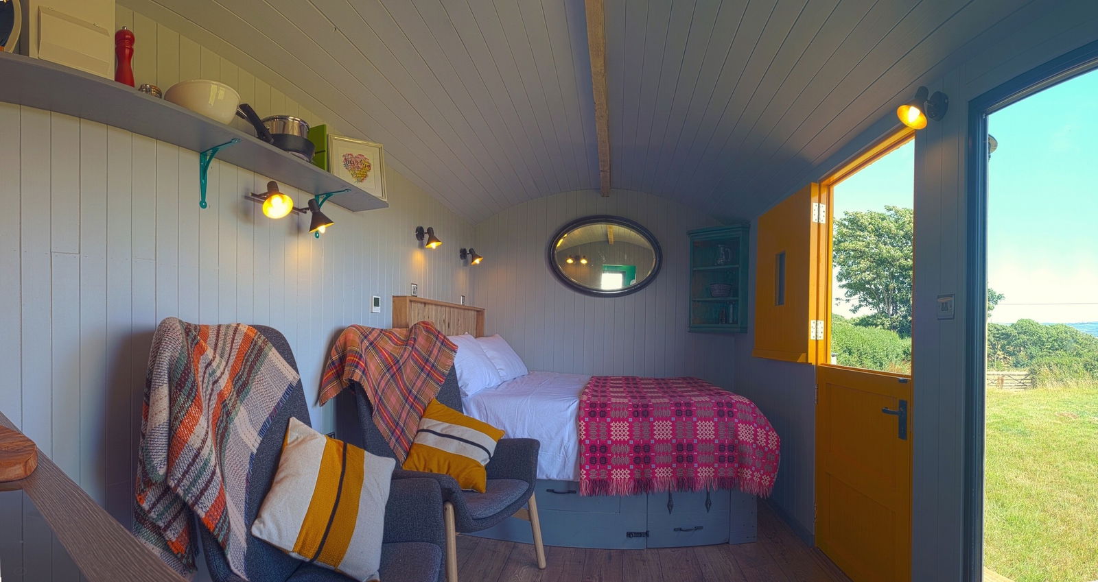 Glamping holidays in Carmarthenshire, South Wales - Kidwelly Farm Glamping