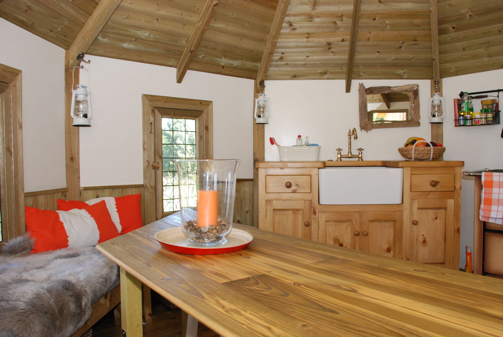Glamping holidays near Edinburgh in East Lothian, Southern Scotland - Harvest Moon Holidays