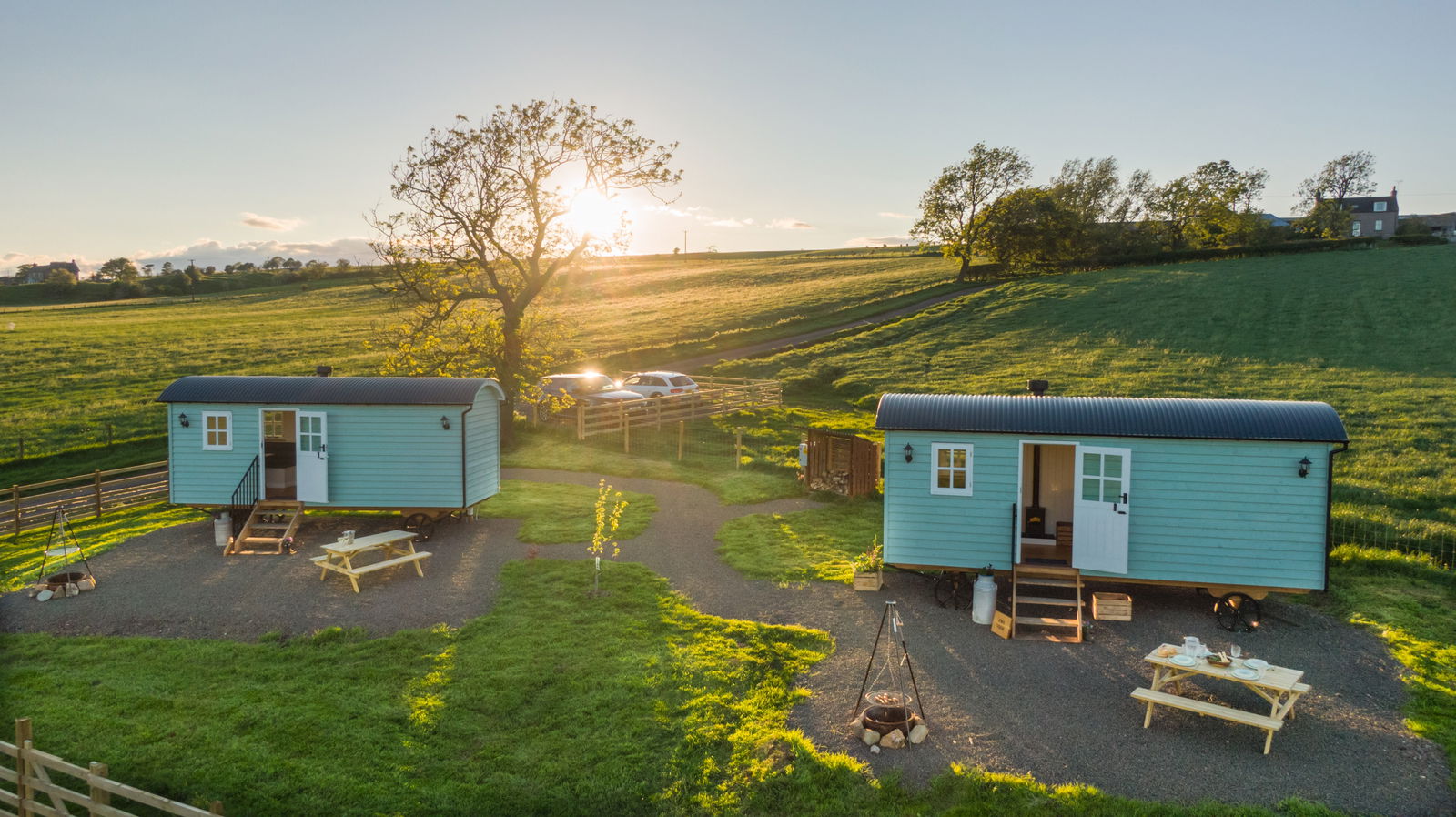 Glamping holidays near Edinburgh, Southern Scotland - Craigduckie Shepherds Huts