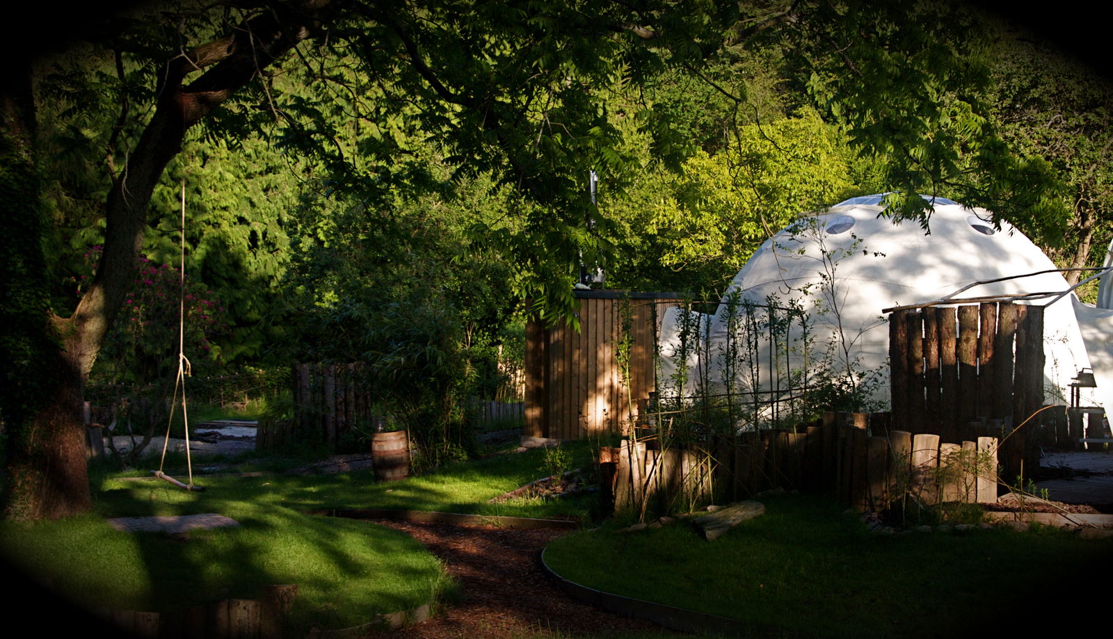 Glamping holidays in Gloucestershire, South West England - The Dome Garden