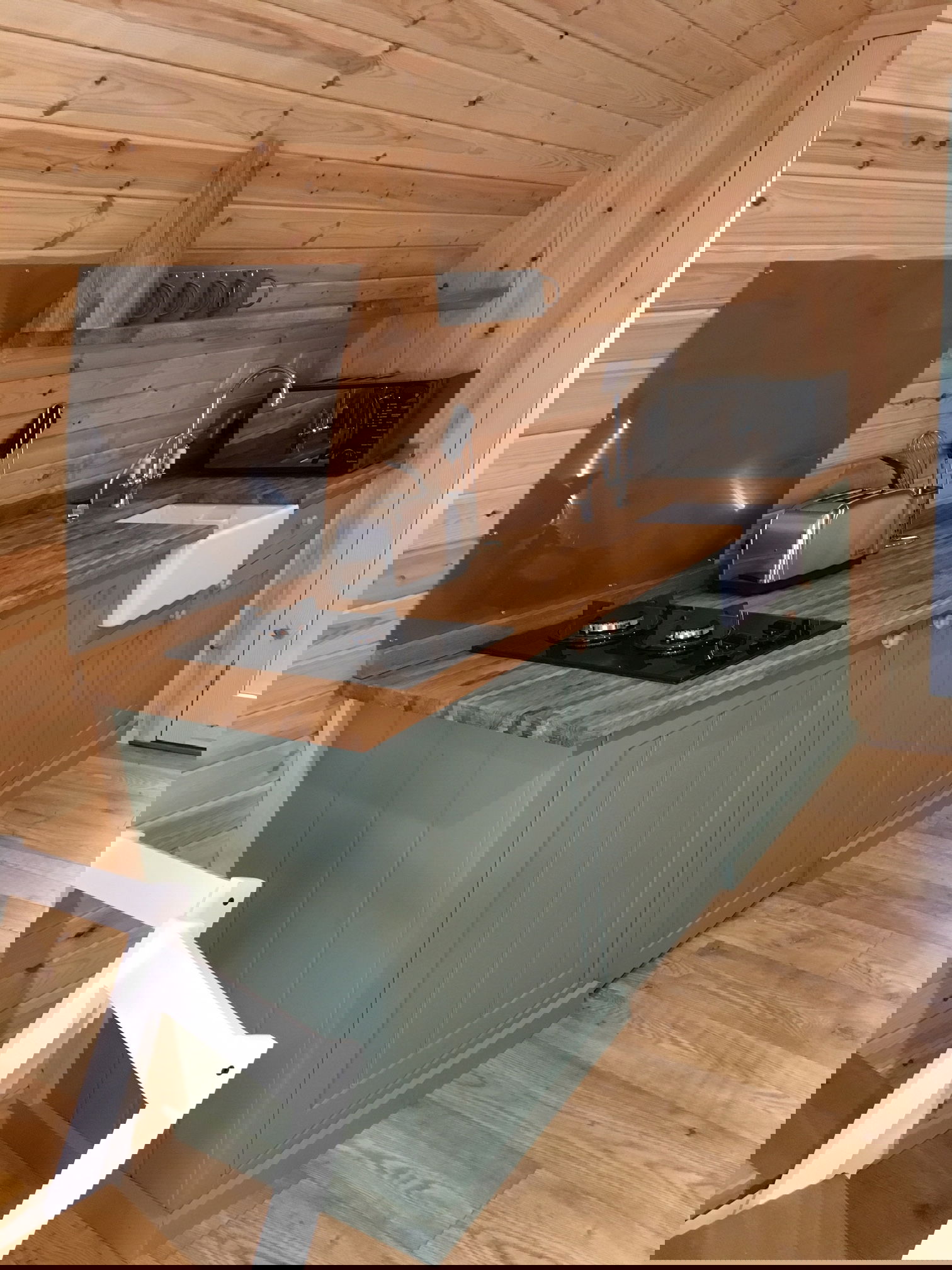 Glamping holidays in Powys, Mid Wales - Cil y Coed Luxury Pod