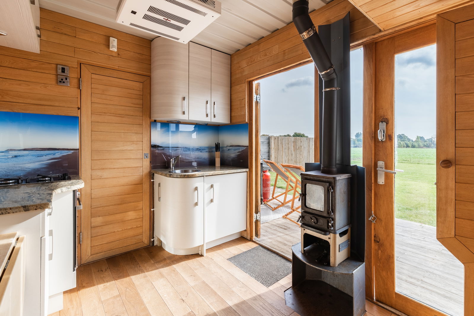 Glamping holidays in Warwickshire, Central England - Tinywood Homes