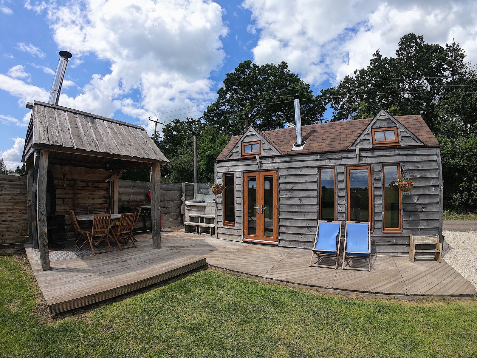 Glamping holidays in Warwickshire, Central England - Tinywood Homes