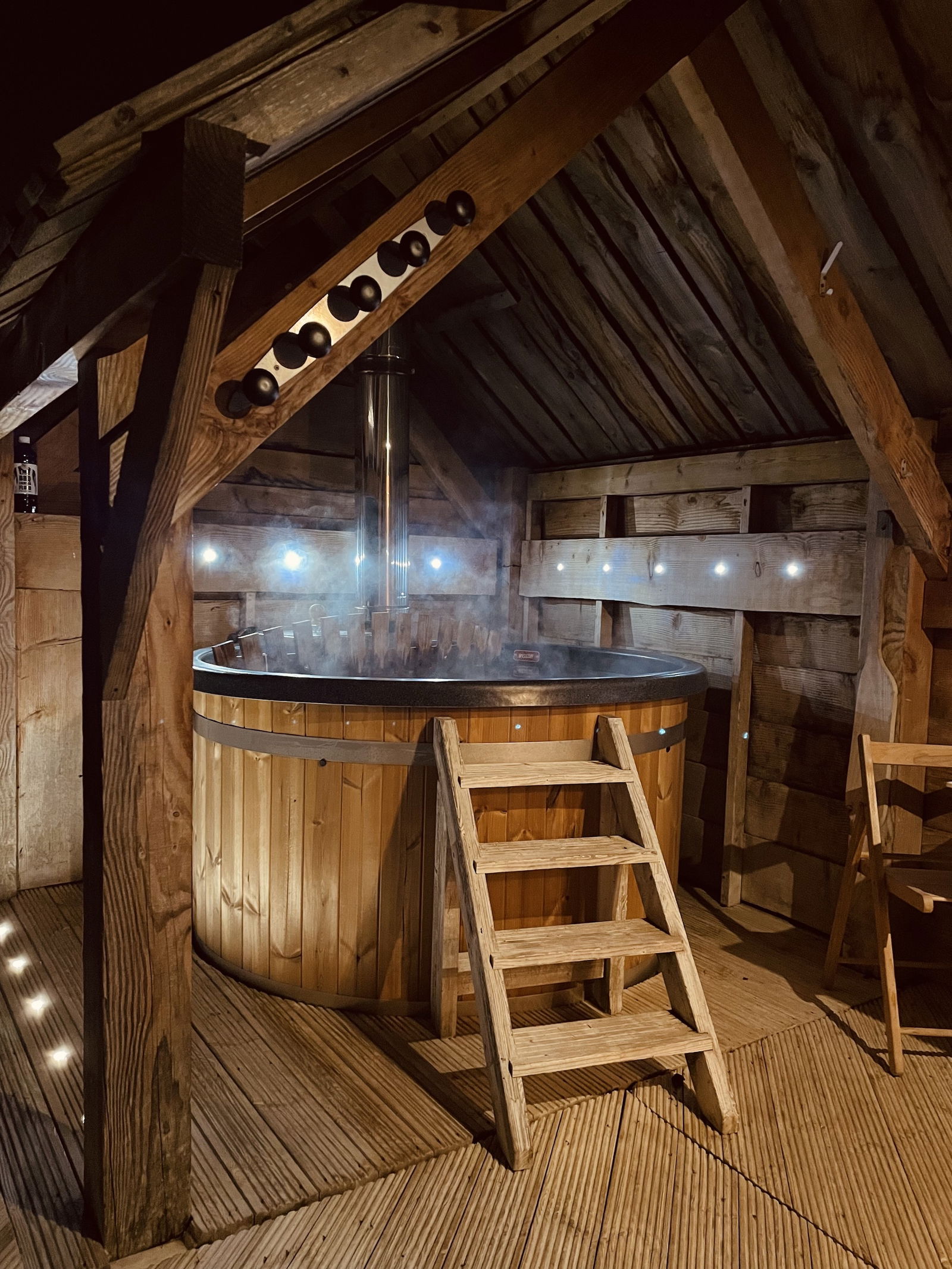 Glamping holidays in Warwickshire, Central England - Tinywood Homes