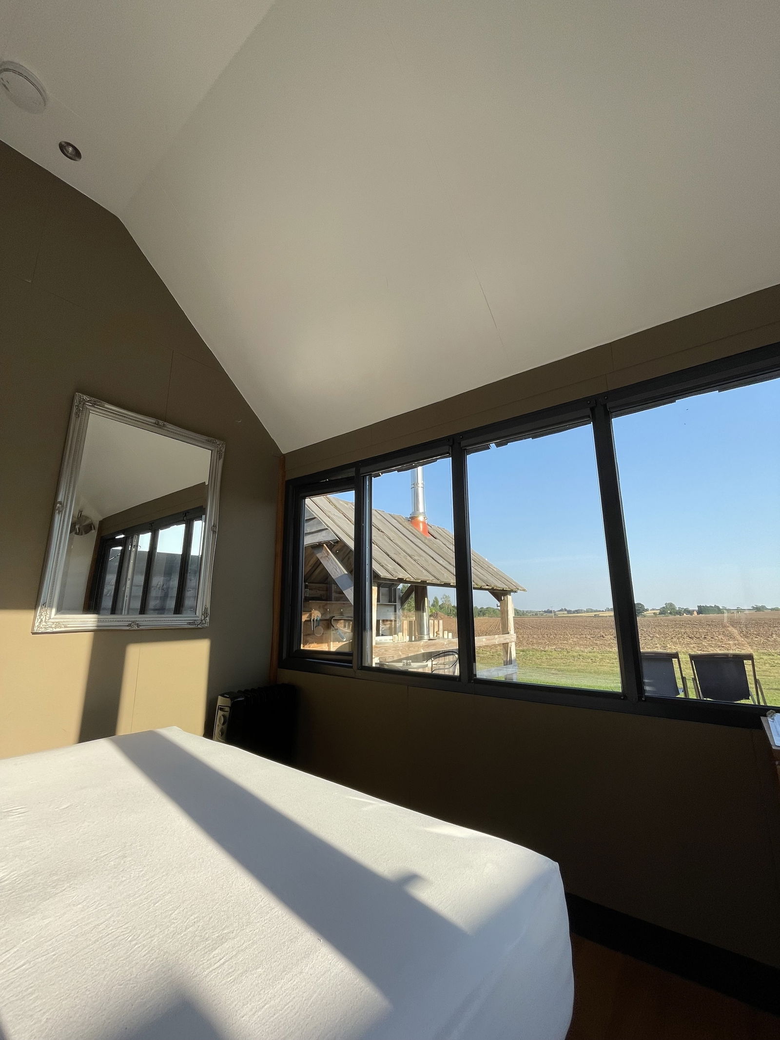 Glamping holidays in Warwickshire, Central England - Tinywood Homes