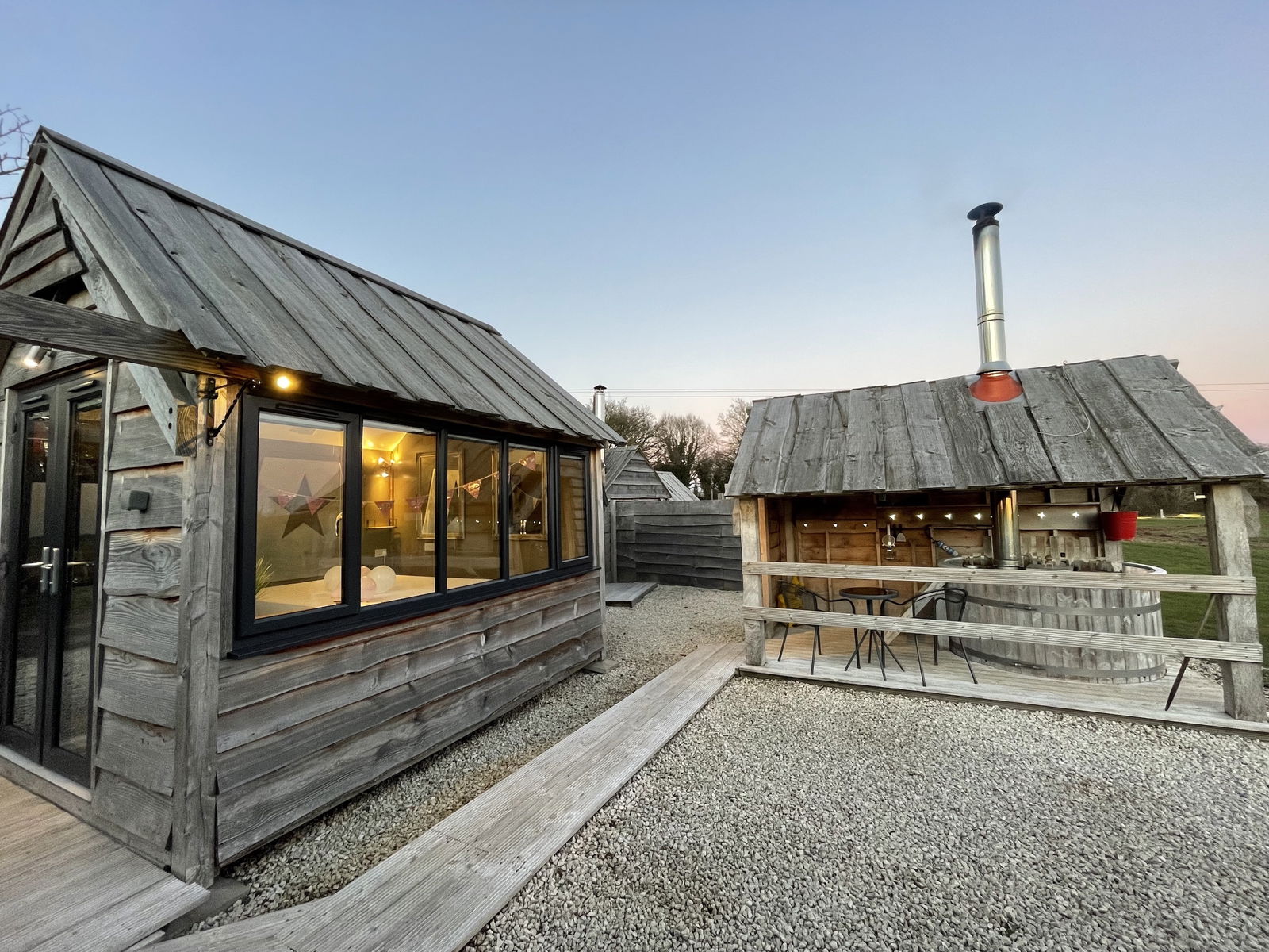 Glamping holidays in Warwickshire, Central England - Tinywood Homes