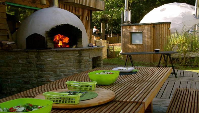 Glamping holidays in Gloucestershire, South West England - The Dome Garden
