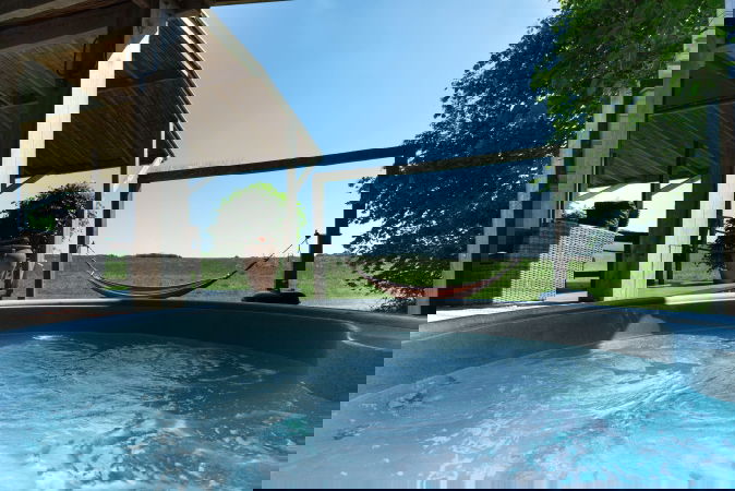 Glamping holidays in Oxfordshire, South East England - The Chilterns View