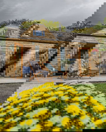 Glamping holidays in Warwickshire, Central England - Tinywood Homes