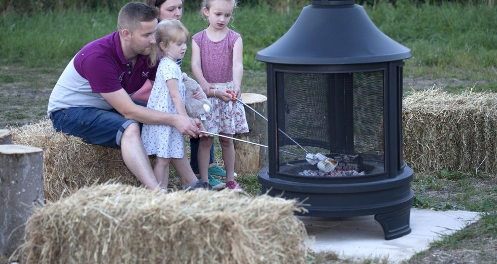 Glamping holidays in Suffolk, Eastern England - Boundary Farm Glamping