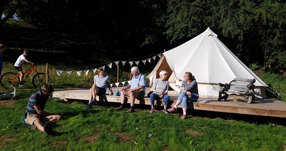 Glamping holidays near the Wye Valley in Herefordshire, Central England - Ryeford Ponds