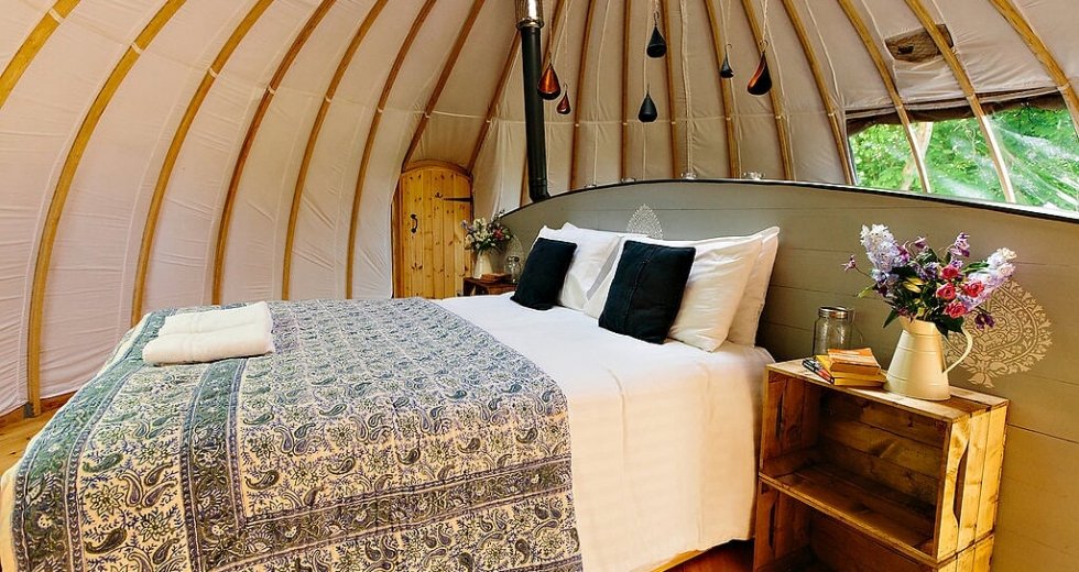 Glamping holidays in Monmouthshire, South Wales - Penhein Glamping