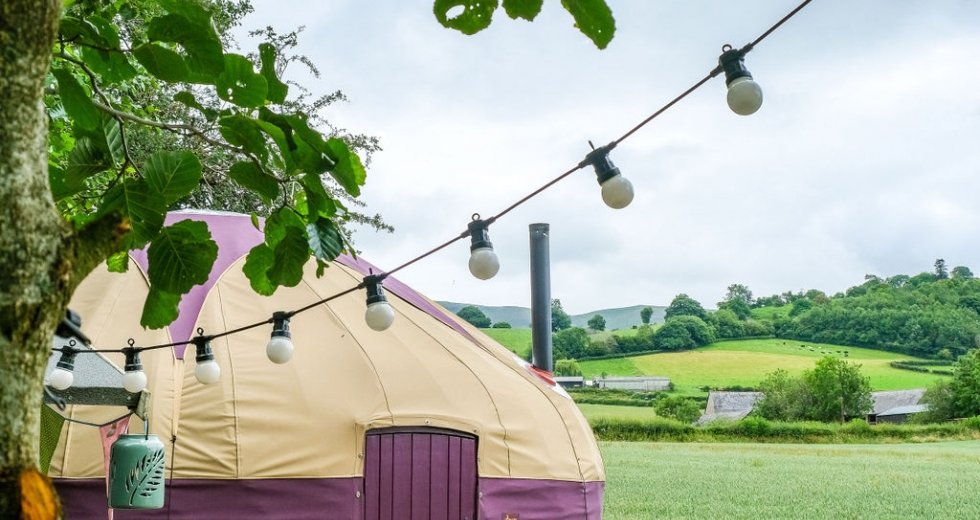 Glamping holidays in the Brecon Beacons, Powys, Mid Wales - Wye Glamping