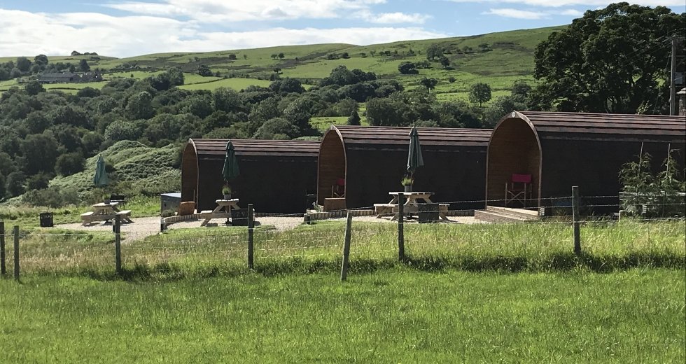 Glamping holidays in the Peak District, Cheshire, Northern England - Kiss Wood Cabins