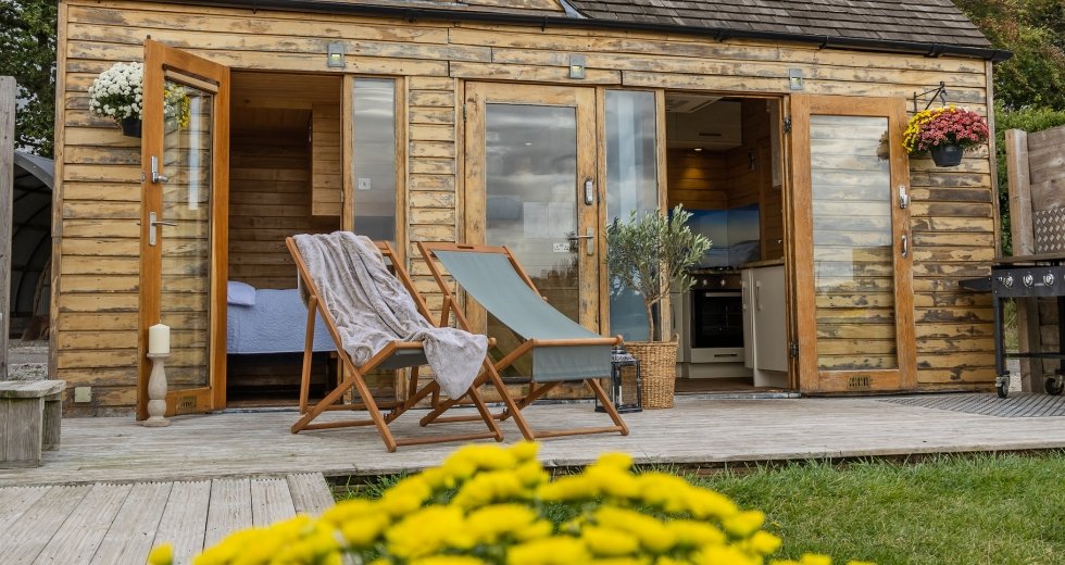 Glamping holidays in Warwickshire, Central England - Tinywood Homes