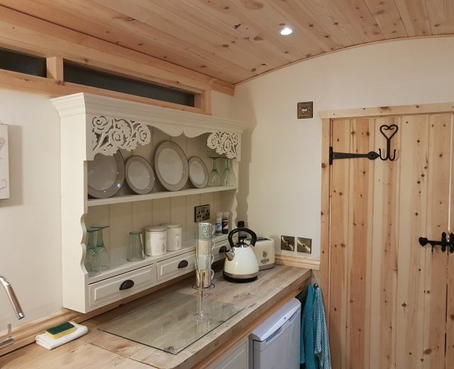 Glamping holidays in North Yorkshire, Northern England - Waterside Shepherds Hut