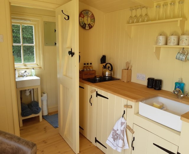 Glamping holidays in Oxfordshire, South East England - Fern Copse Glamping