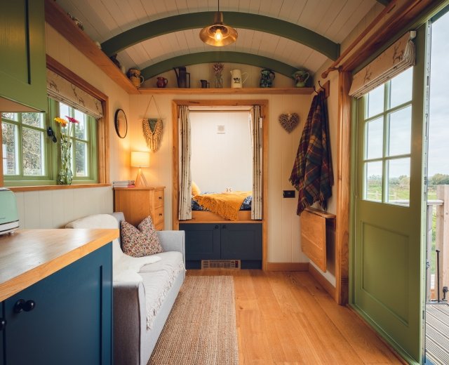 Glamping holidays in Somerset, South West England - Collie Shepherd Huts