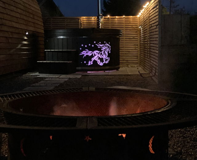 Glamping holidays in Nottinghamshire, Central England - Wigwam Holidays, Orchard Stables