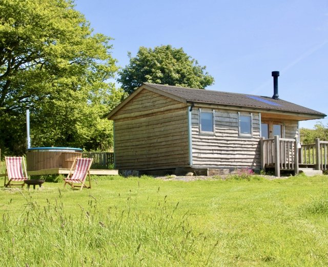 Glamping holidays in Ceredigion, West Wales - Sloeberry Farm