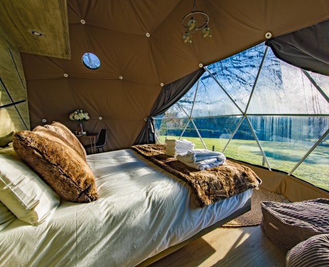 Glamping holidays in Kent, South East England - Luna Domes, Hoath House