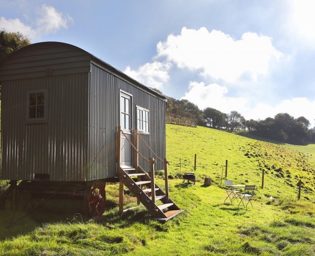 Glamping holidays in Kent, South East England - Greenhill Glamping