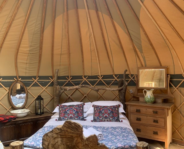 Glamping holidays in Surrey, South East England - Surrey Hills Yurts