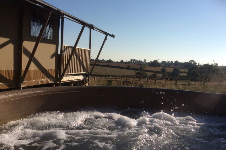 Glamping holidays in Leicestershire, Central England - Village Farm Getaway