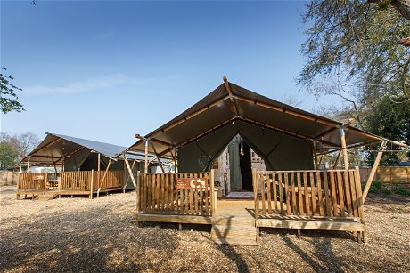 Glamping holidays in Norfolk, Eastern England - Diglea Holiday Park