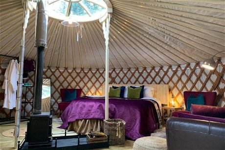 Glamping holidays in the Peak District, Derbyshire, Central England - Upper Hurst Farm