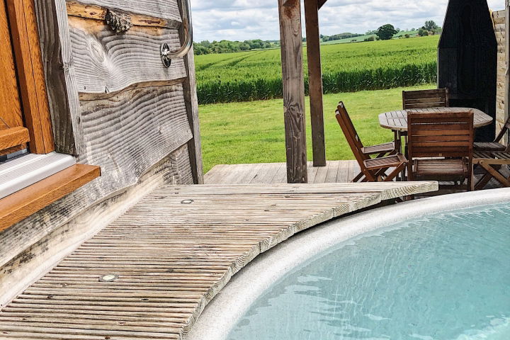 Glamping holidays in Warwickshire, Central England - Tinywood Homes