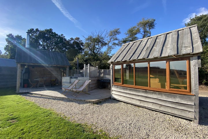 Glamping holidays in Warwickshire, Central England - Tinywood Homes