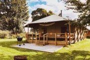 Glamping holidays in East Yorkshire, Northern England - Kingfisher Lakes