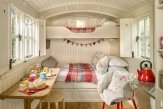 Glamping holidays near York in North Yorkshire, Northern England - Snug Huts at Wolds Edge