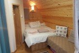 Glamping holidays near the Peak District, Derbyshire, Central England - Slate House Farm Pods